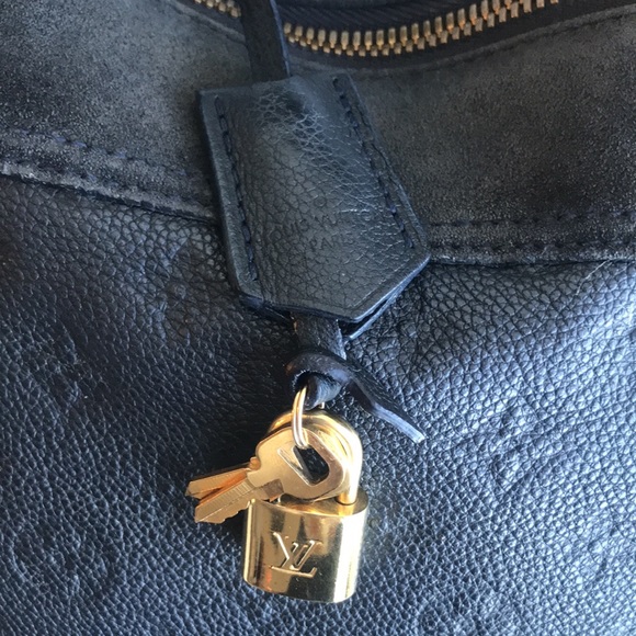 Louis Vuitton Audacieuse PM Navy Monogram Enpreinte - Picture 11 of 15